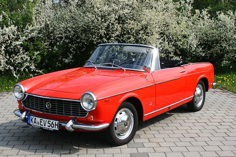 Boxster Cabrio oder einen Oldtimer Fiat Cabrio tagesweise zu mieten